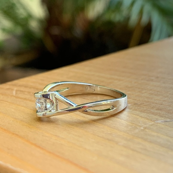 Crystal Zircon Stone Infinite Ring 925 Silver - Picture 4 of 8